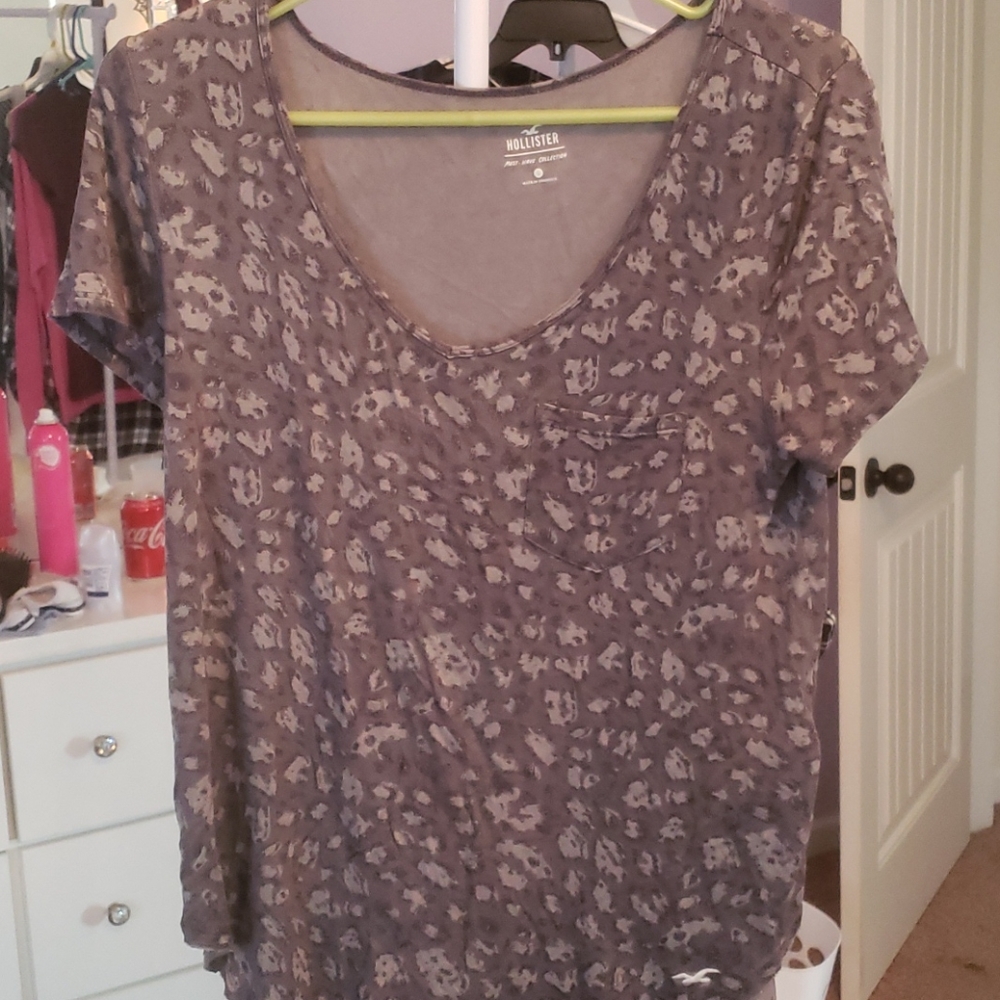 Hollister Grey Cheetah Print Top